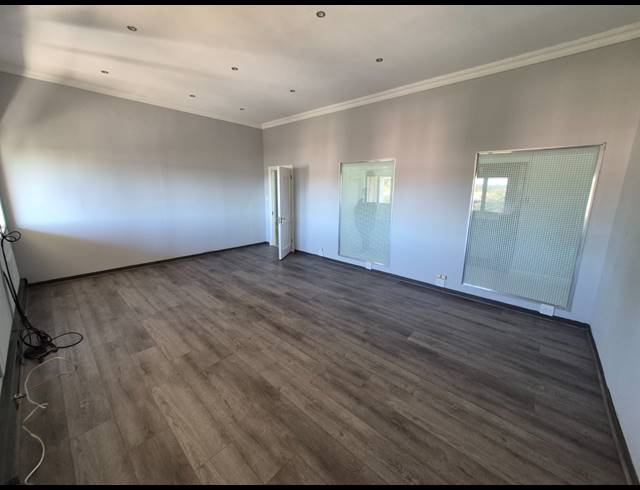 242M² OFFICE TO LET IN RIVONIA